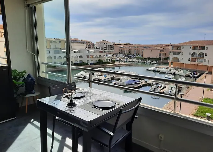 Charmant T2 Vue Marina Plages A Pied