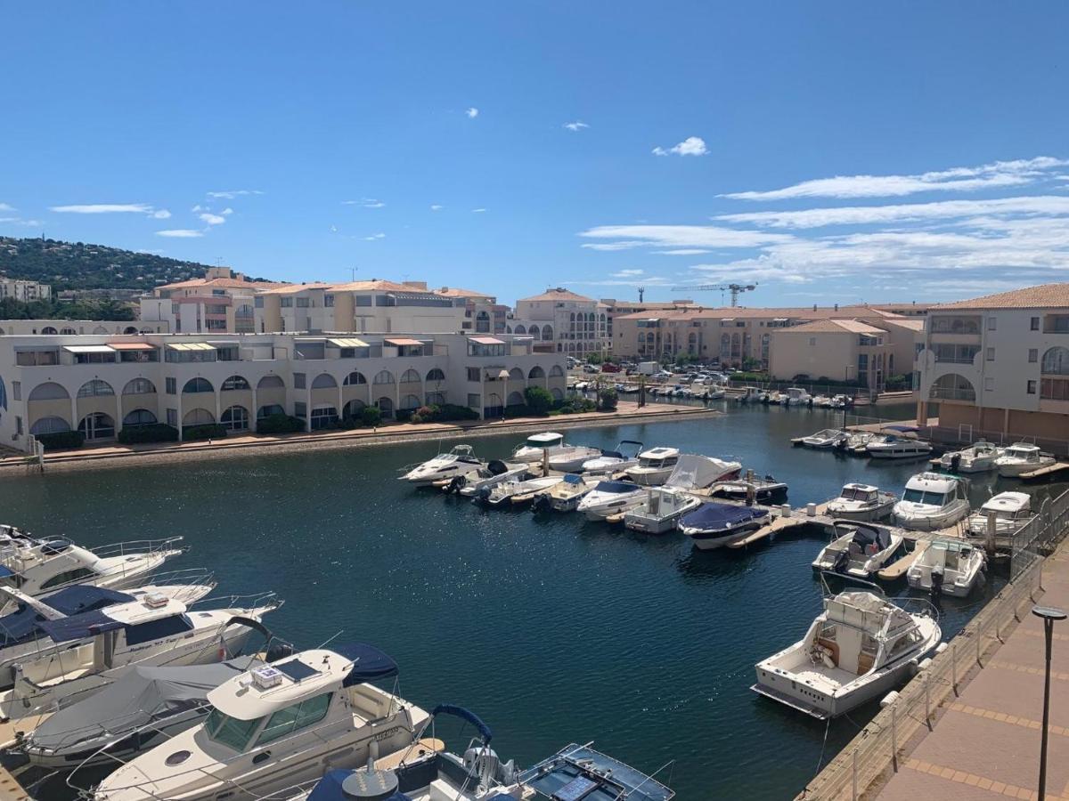 Apartment T2 Vue Marina Plages A Pied *