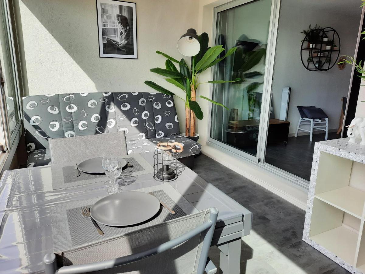 Apartment T2 Vue Marina Plages A Pied *