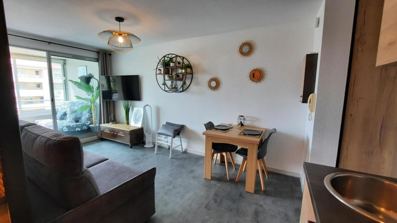Apartment T2 Vue Marina Plages A Pied *